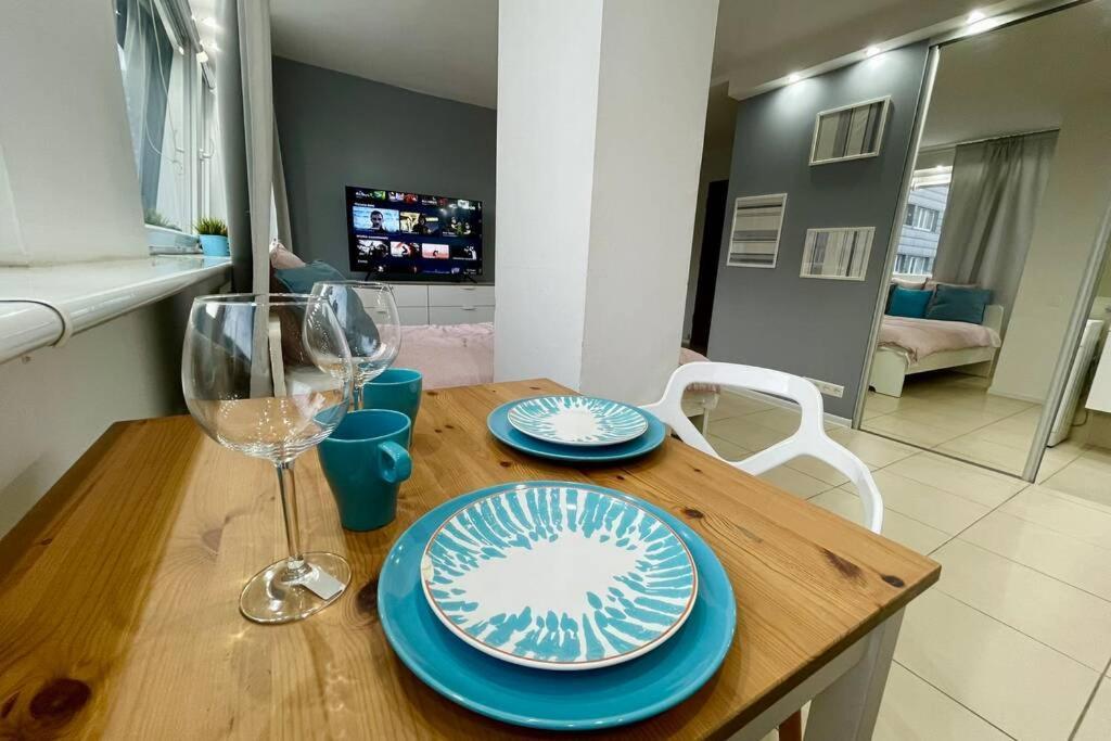 Apartamento GOLD 3 Metro x2 WiFi 300 Mbs 60'TV Netflix HBO AppleTV+ Varsovia Exterior foto